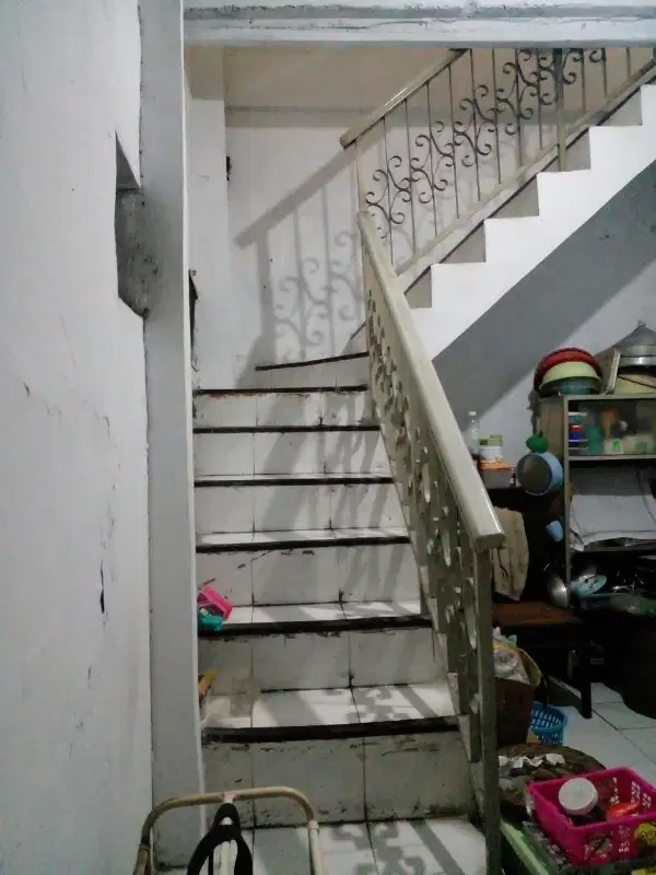 Rmh pinggir jalan cocok utk usaha di daerah  pangjay