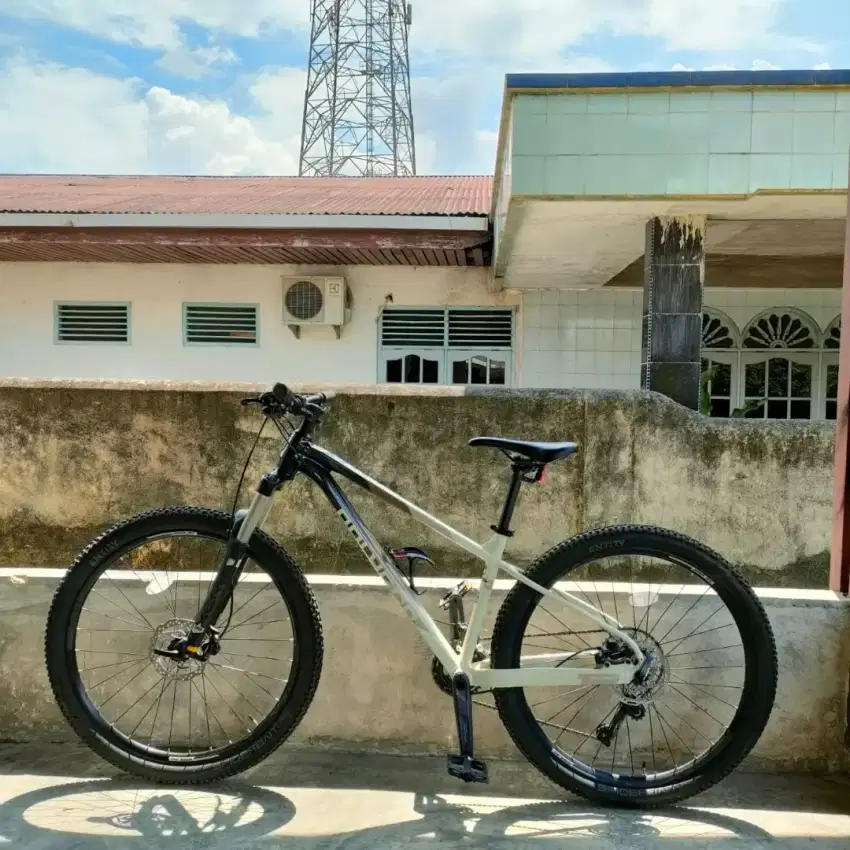 Sepeda Polygon Xtrada 6 Kondisi Super