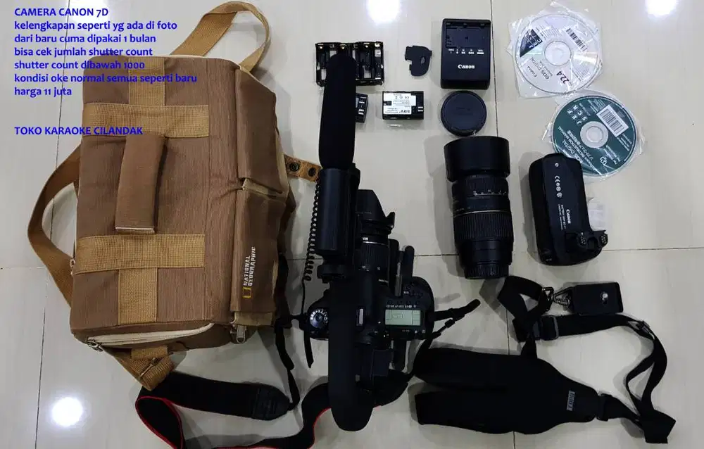 CAMERA CANON 7D  kelengkapan seperti yg ada di foto  barang simpanan