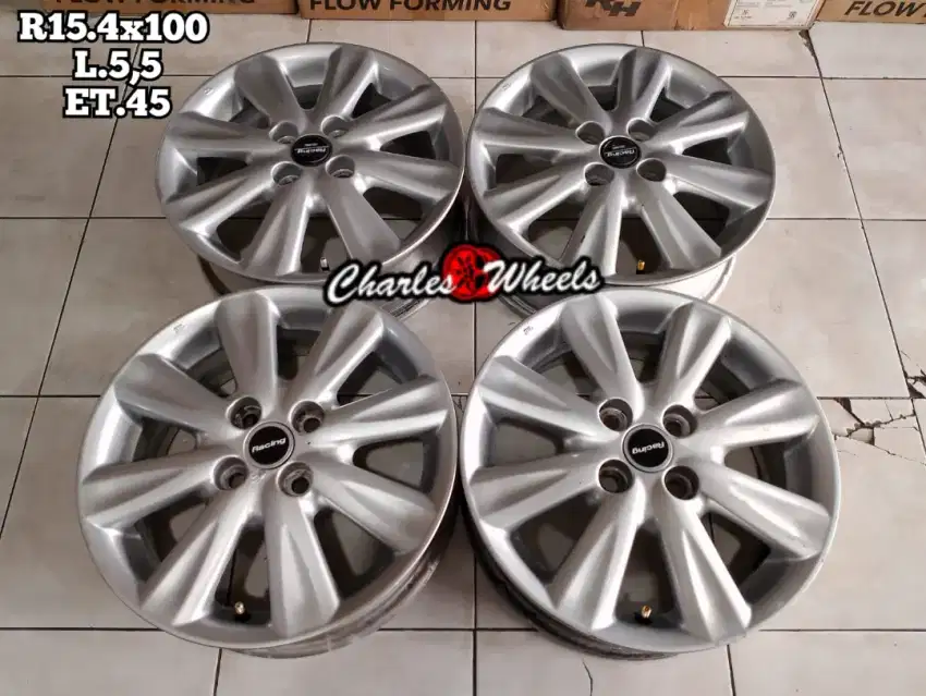 Jual velg mobil oem yaris bakpau r15 4x100 agya brio ayla dll