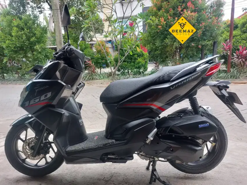 (DP 500)‼️ Plat B TangSel Vario 160 CBS Keyless Hitam Glossy 2022