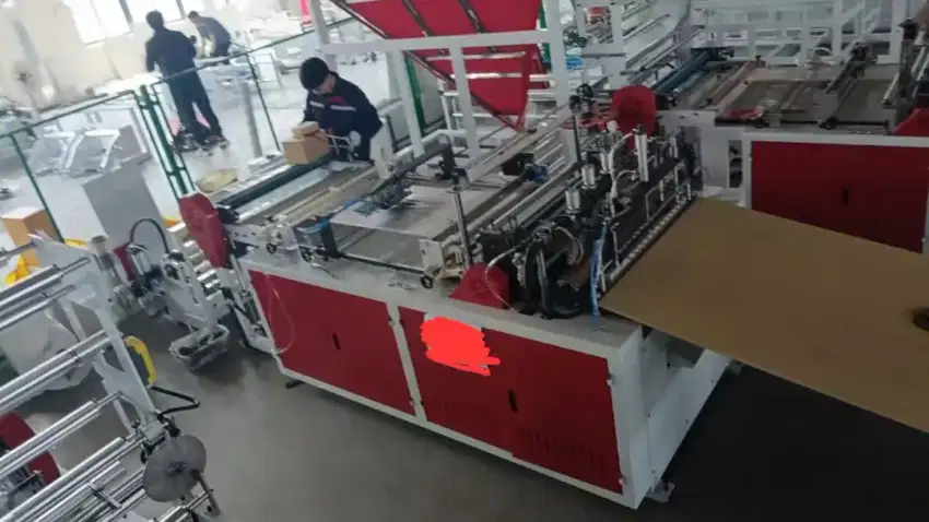 Laundry bag making machine