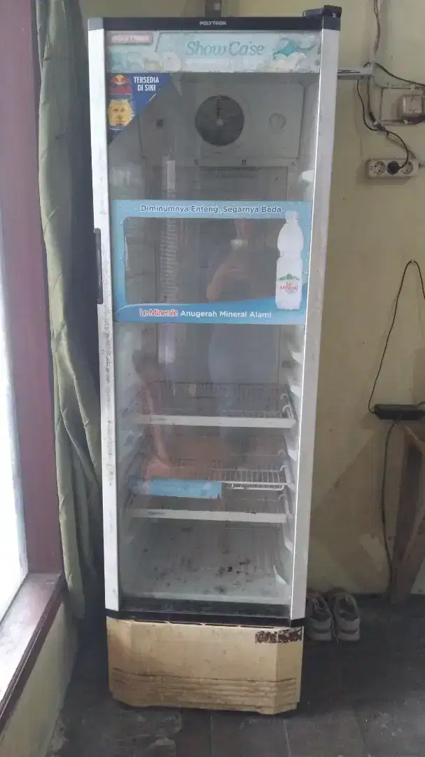 Jual showcase Polytron big size satu pintu