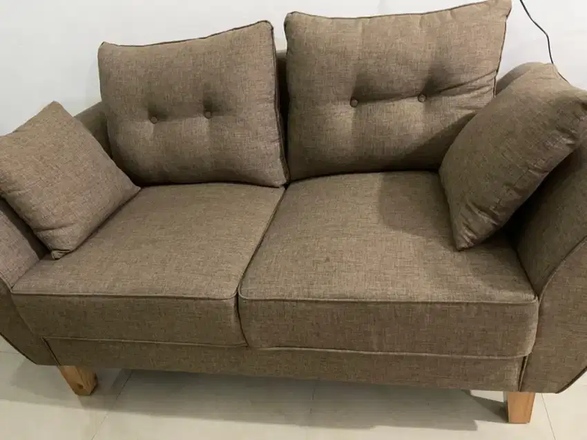 Sofa minimalis ruang tamu
