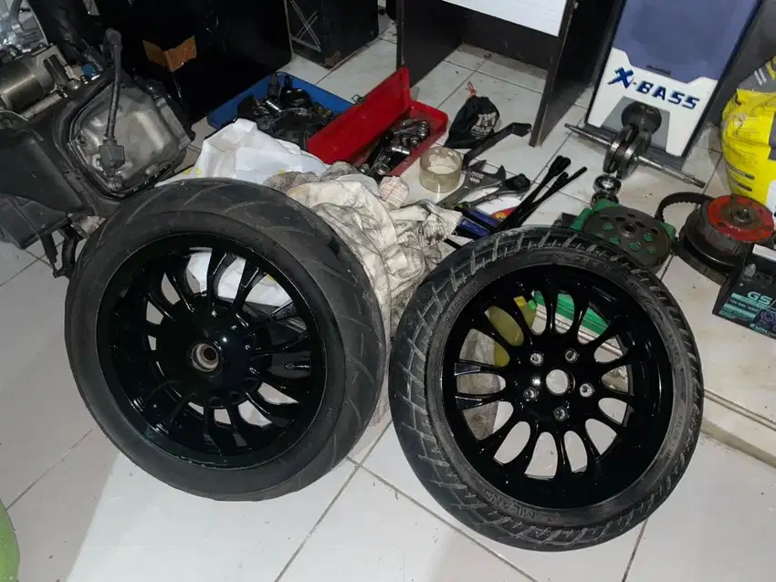velg vespa sprint r12 ori
