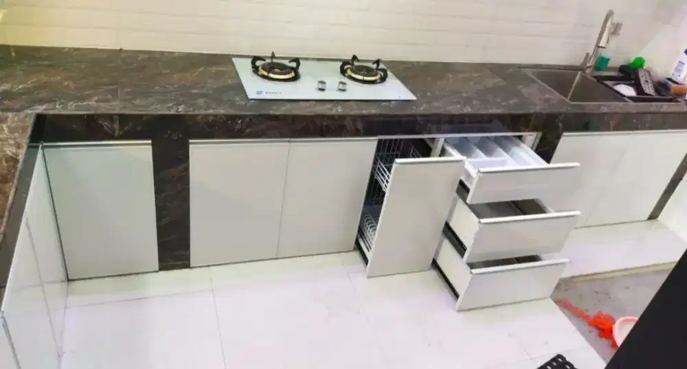 Kitchenset almunium acp fremless engsel slowmotion model cntik mewah