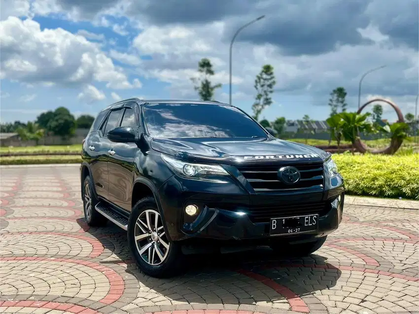 Toyota Fortuner VRZ DSL A/T 2017
