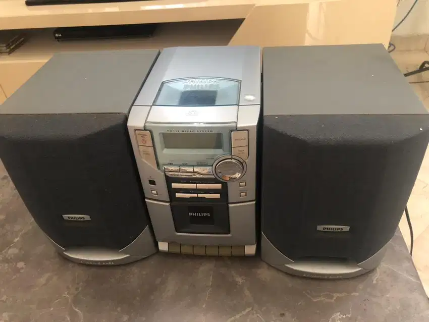 Speaker Philip Mc118