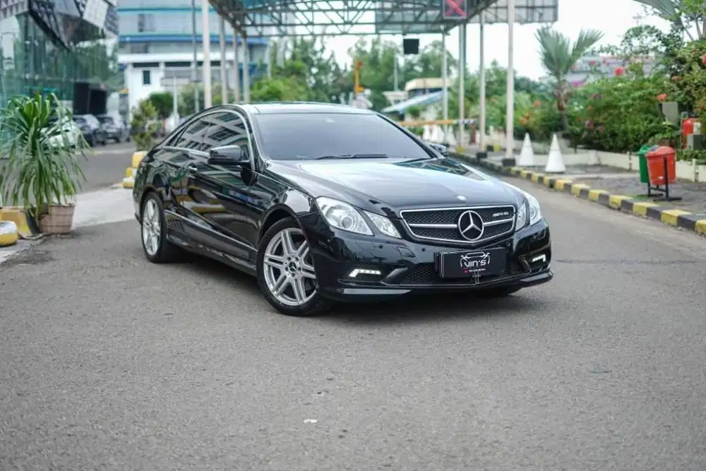 MERCEDES-BENZ E250 2011