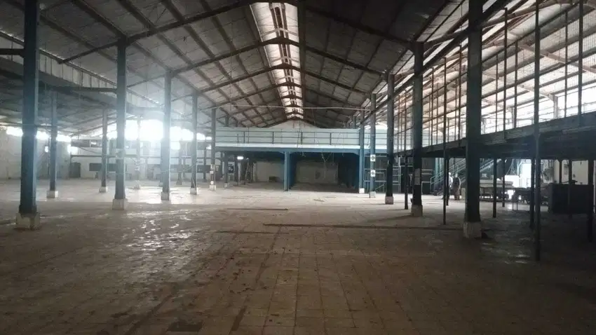 Disewakan Gudang Rapi siap pakai akses kont area GN.Putri Bogor