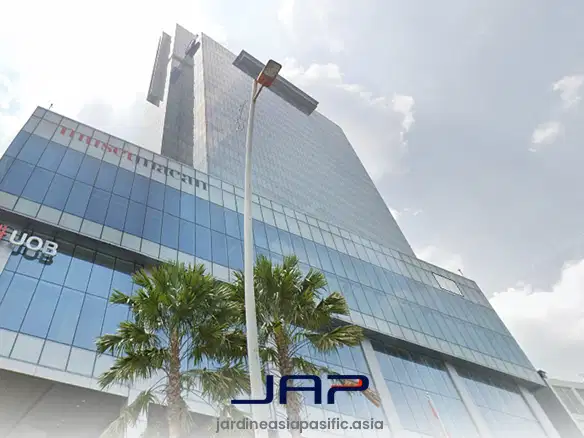 Sewa Kantor AKR Tower 186 M2 Furnished Strategis di Kebon Jeruk