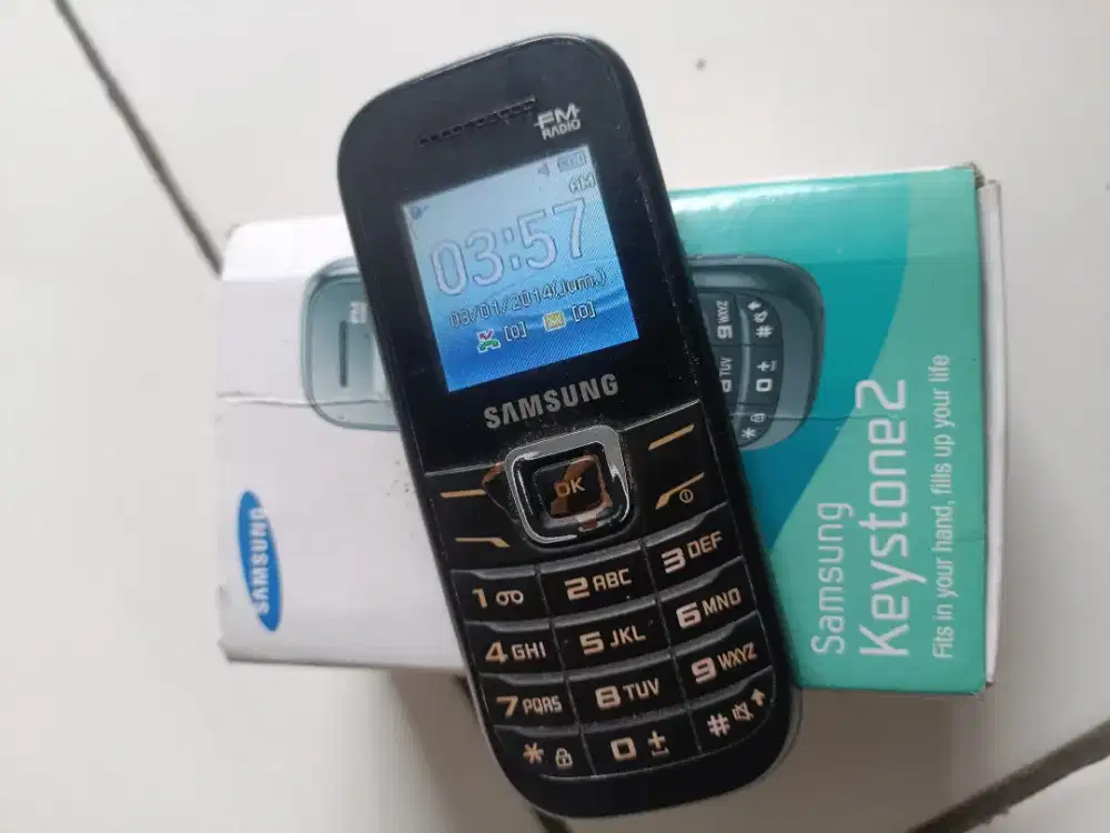 Samsung Keystone 2 GT-E1205Y