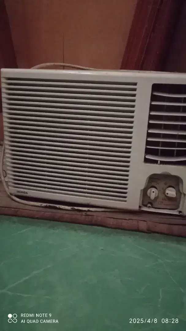 AC Window Uchida bekas nego