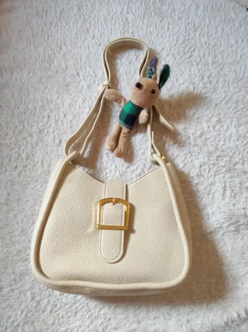 gesper shouder bag