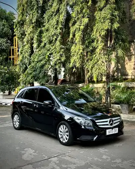 Mercedes-Benz B200 2013 Bensin