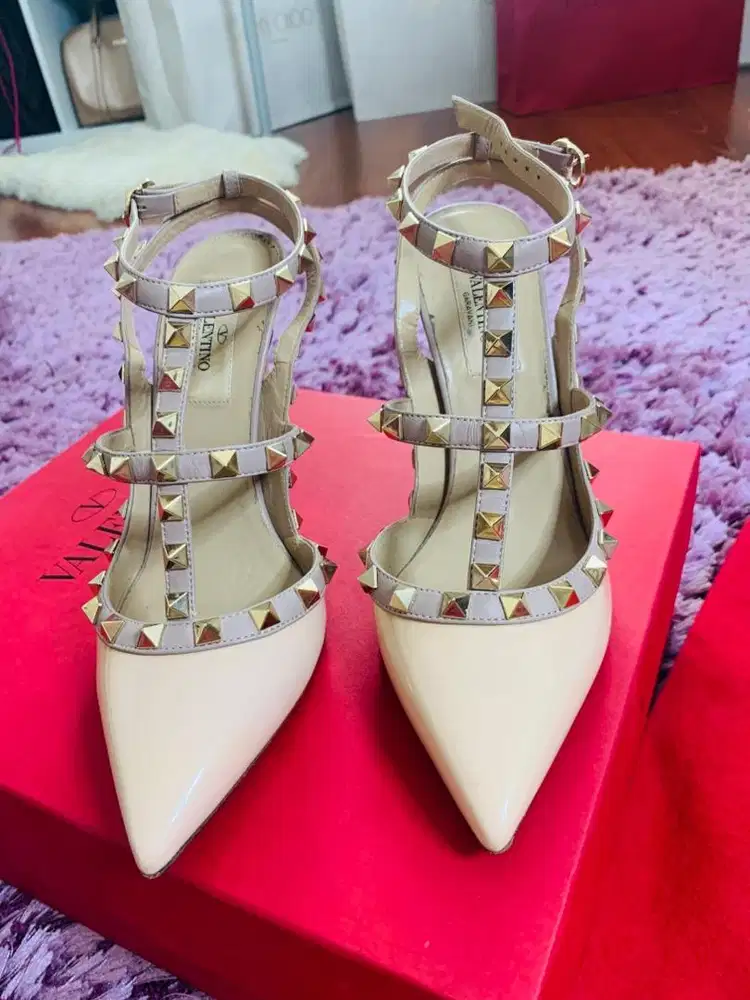 SEPATU VALENTINO ROCKSTUDZ