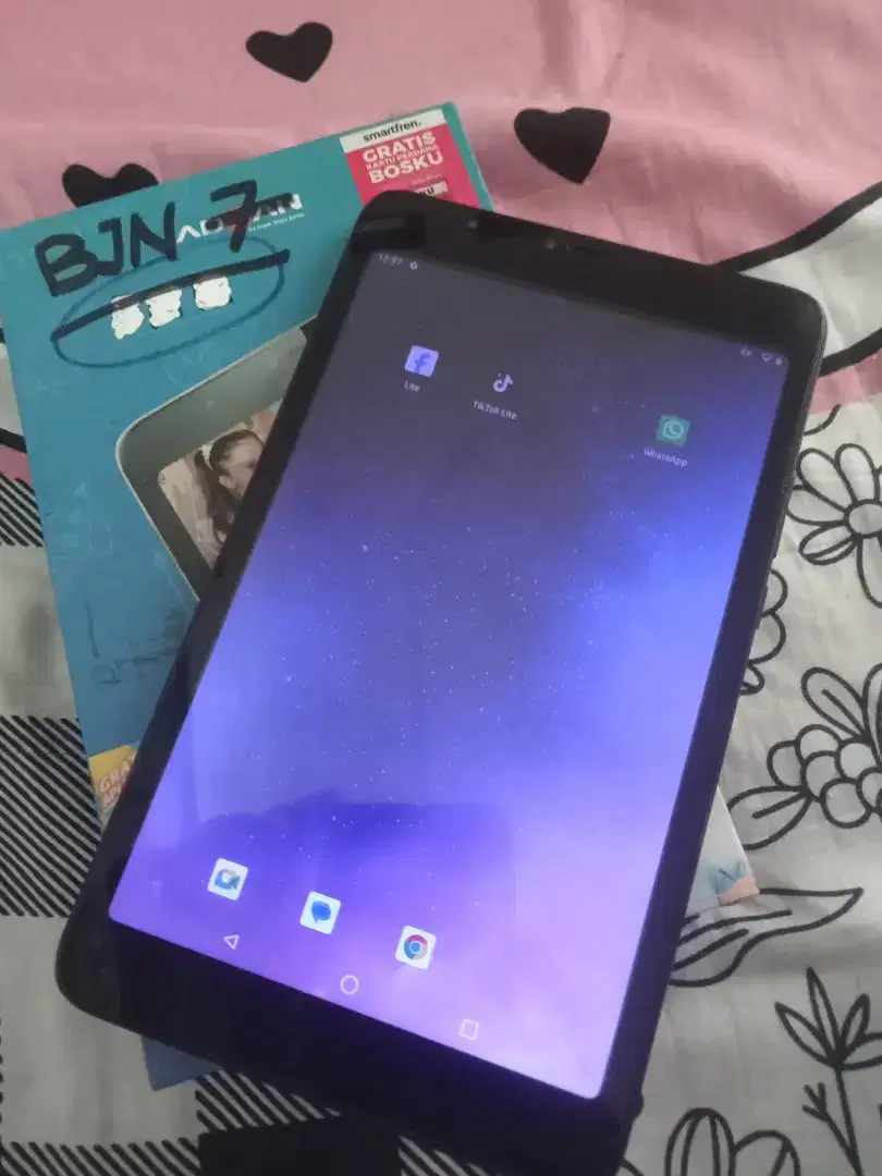 Tablet advan galeleq Ram 3/16 normal semua duel sim 4G oayar 8inc