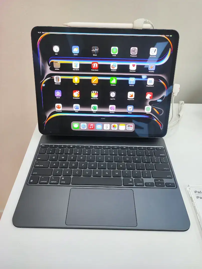 IPAD PRO M4 13&11 INCI 256 GB WIFI ONLY IBOX Cicilan 0%