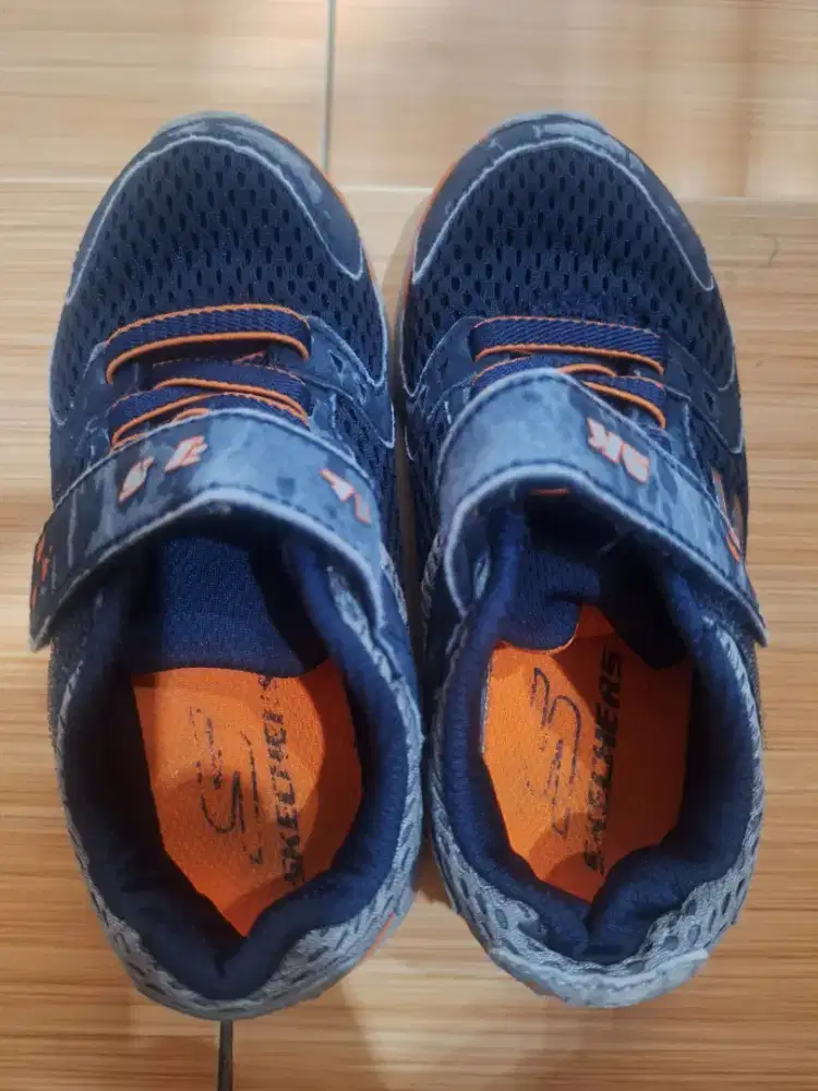 Sepatu Skechers Anak Laki-laki