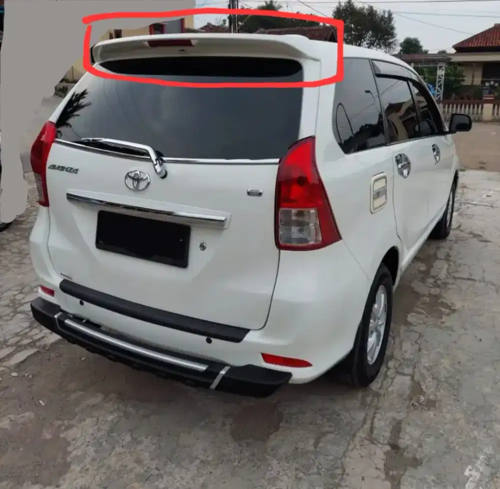Spoiler Avanza G 2012 Original Warna Putih