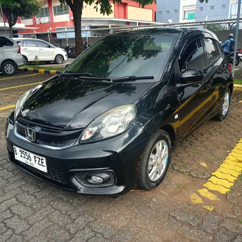 Brio e mt 2016 DP hanya 3 jtaan angsuran 2,9 x 5 th