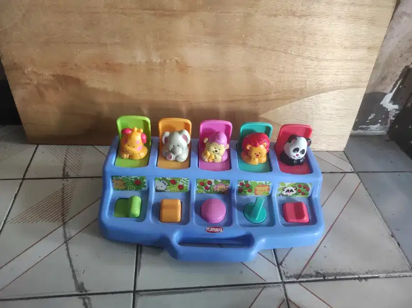 Preloved pop up toy