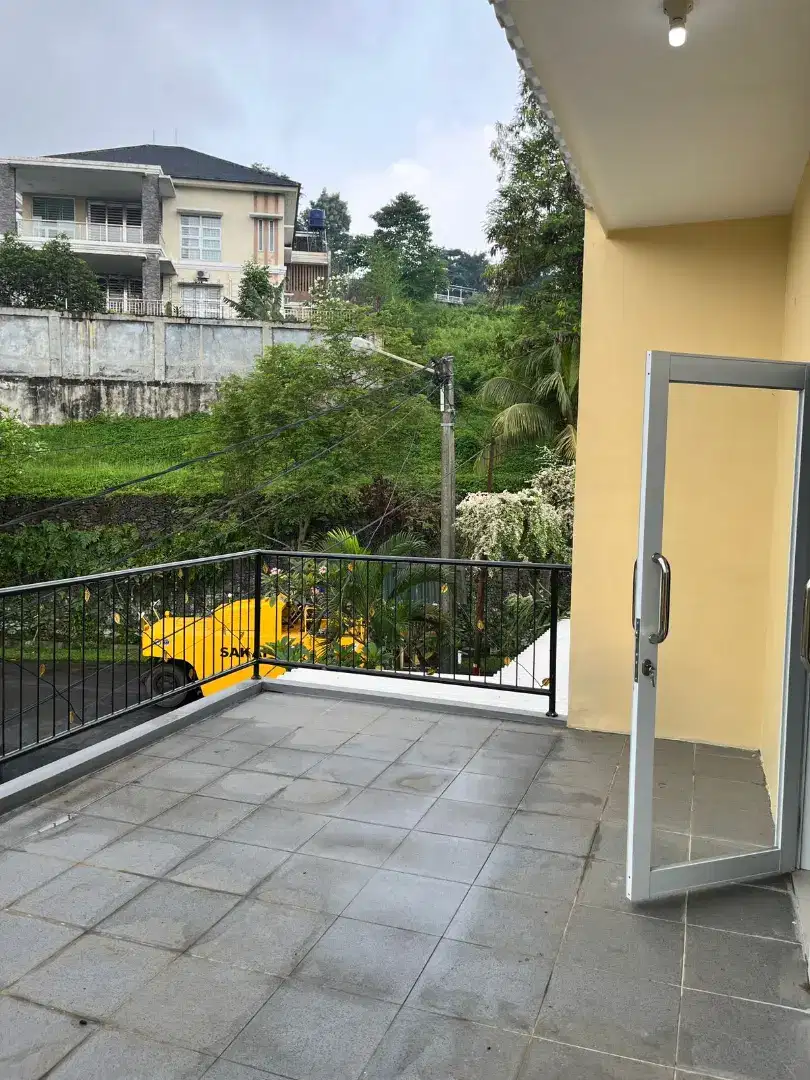 Rumah view Gunung Bebas Banjir  Sentul City Bogor