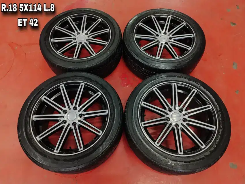 Jual velg + ban mobil vossen r18 5x114,3 innova hrv crv accord dll