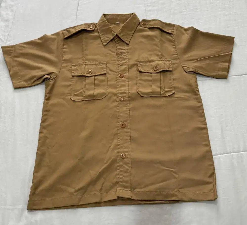 Seragam Pramuka Kemeja, Rok, Rok Celana dan Celana kondisi bagus