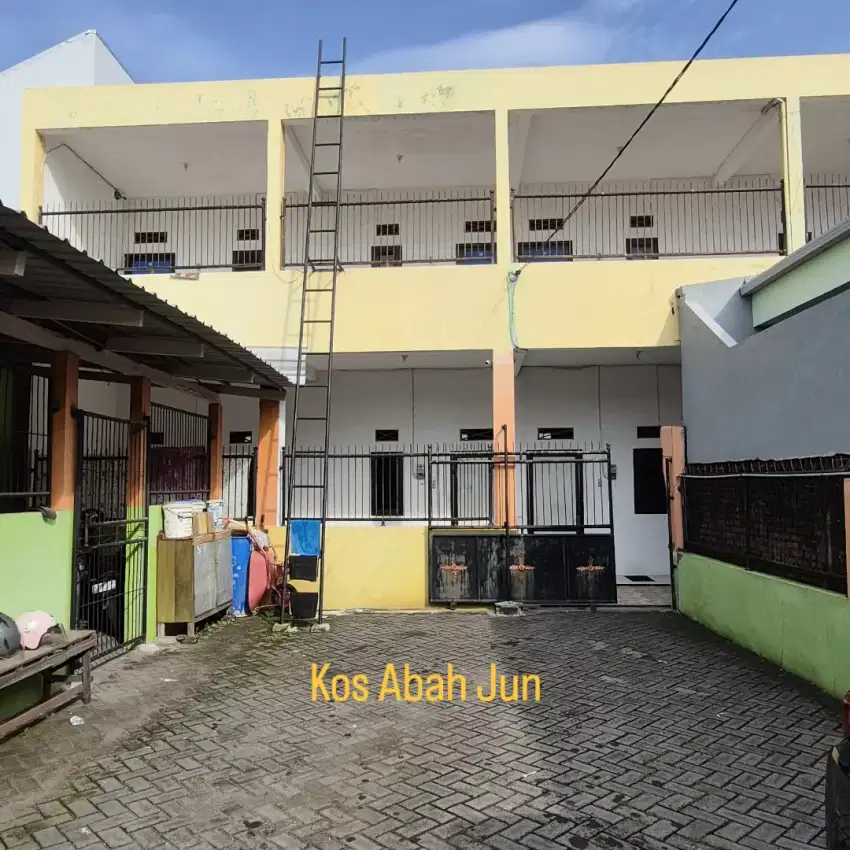 Kos Keluarga Abah Jun Sidoarjo