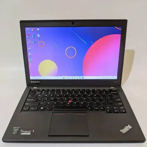 dijual laptop IBM x240 dan x250 ada 5 pcs ex kantor