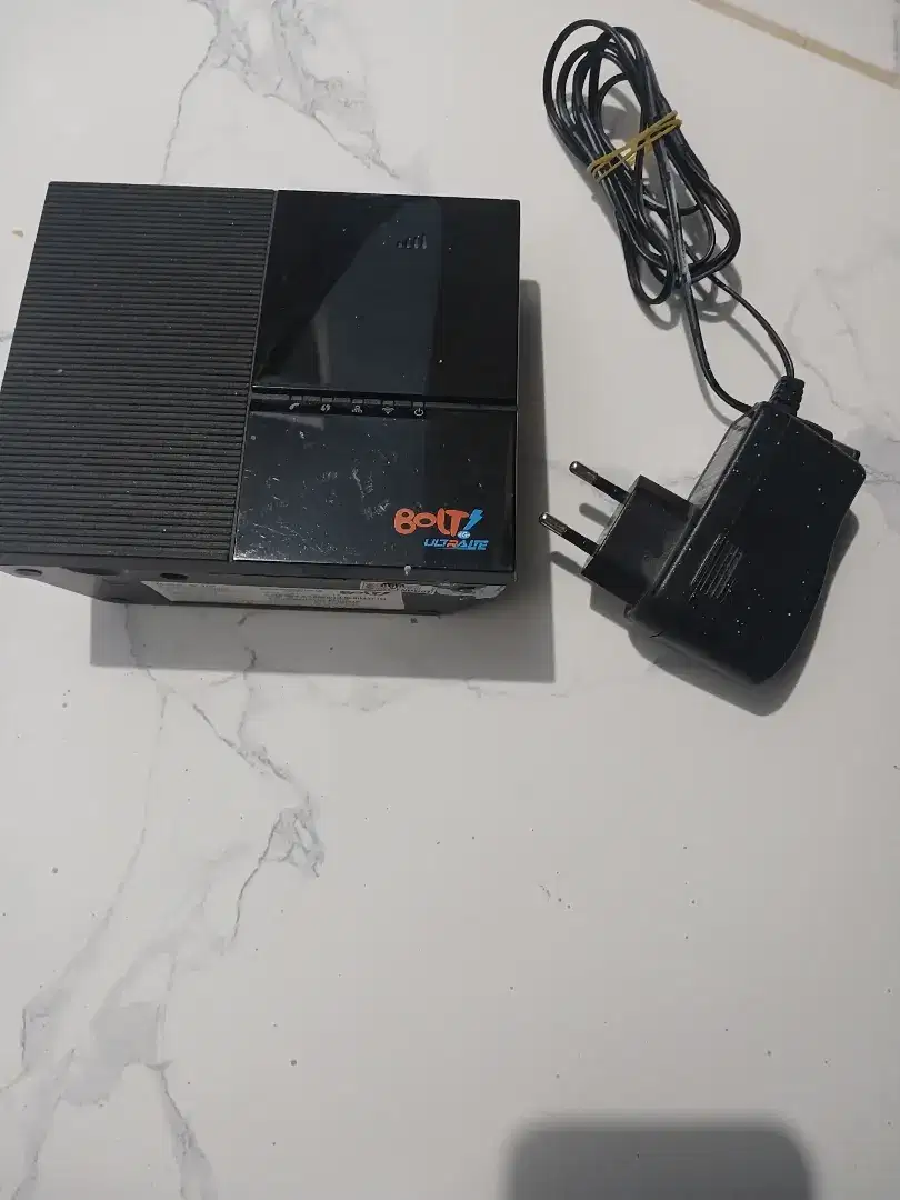 Modem Bolt Bold 100