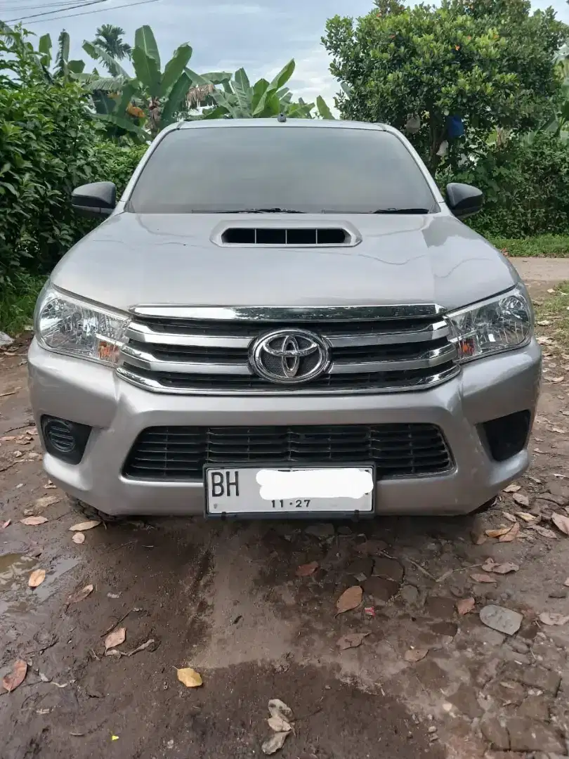 Hilux E MT double cabin 2017