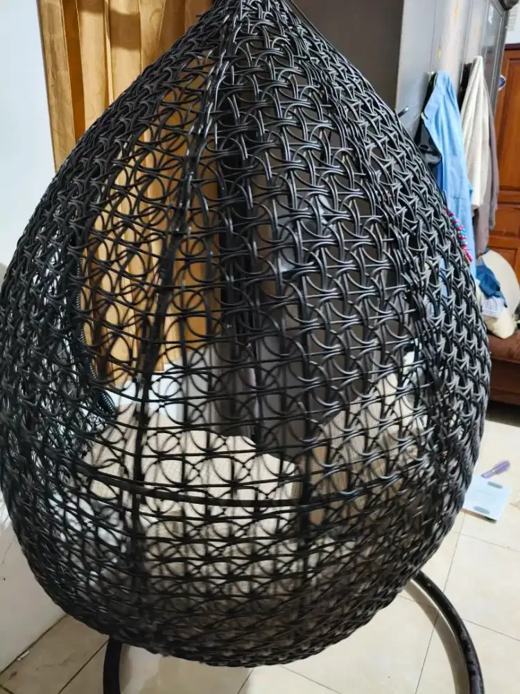 Ijin jual ayunan rotan terawat dan masih berfungsi dengan baik