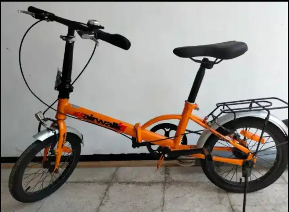 Sepeda Airwalk Orange