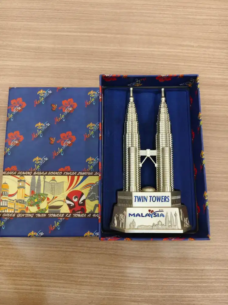 Miniatur Petronas Tower
