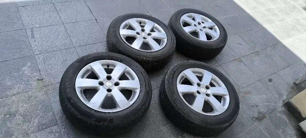 Velg ban 14 Suzuki  Swift