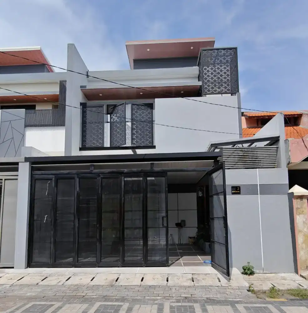 ‼️Baru Gress‼️ Rumah MEWAH di Kebraon dkt Grand Harvest Wiyung Babatan