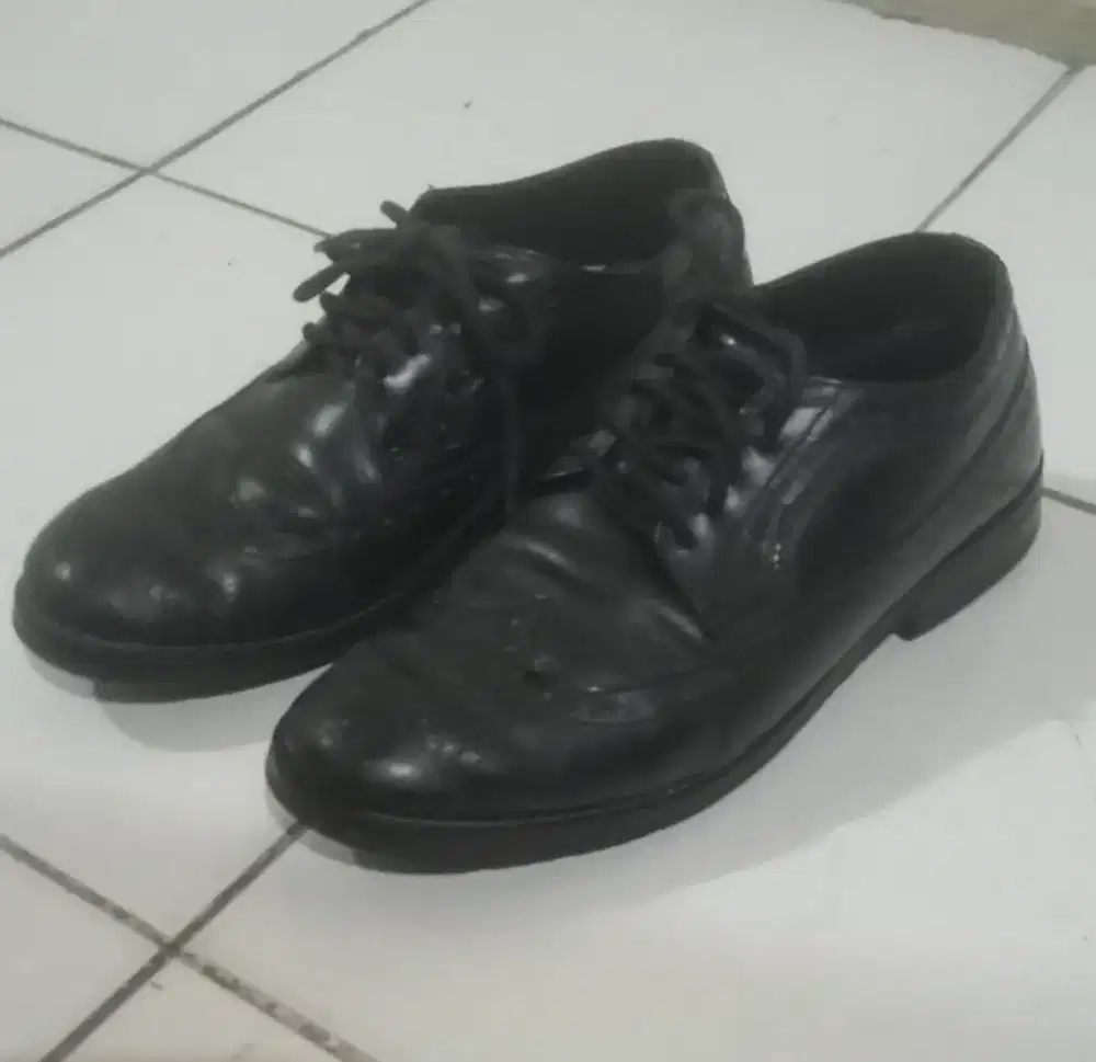 Sepatu Merk VIRGOS ukuran 39