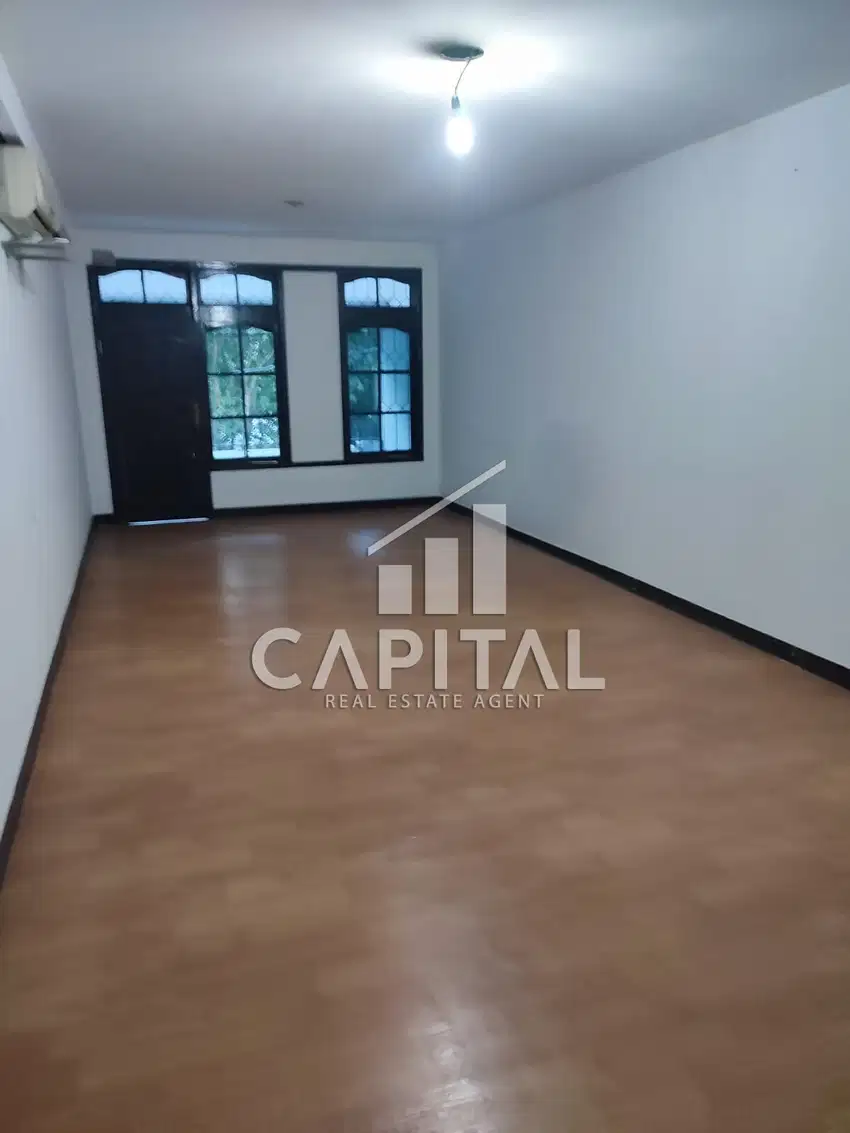 Rumah Sayap BKR di Area Pasirluyu Cocok Untuk Tinggal atau Kantor