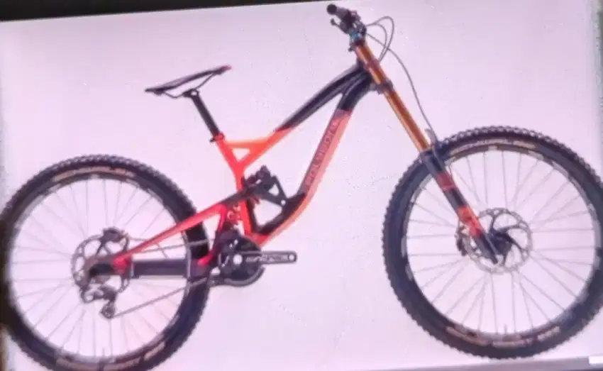 Polygon collosus DH9
