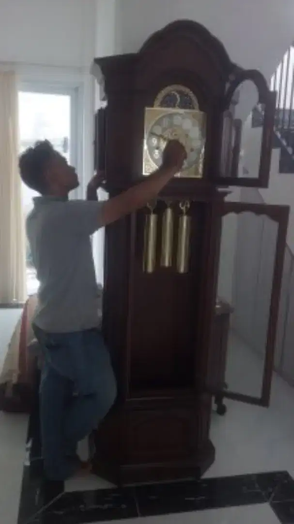 Service jam antik panggilan junghans