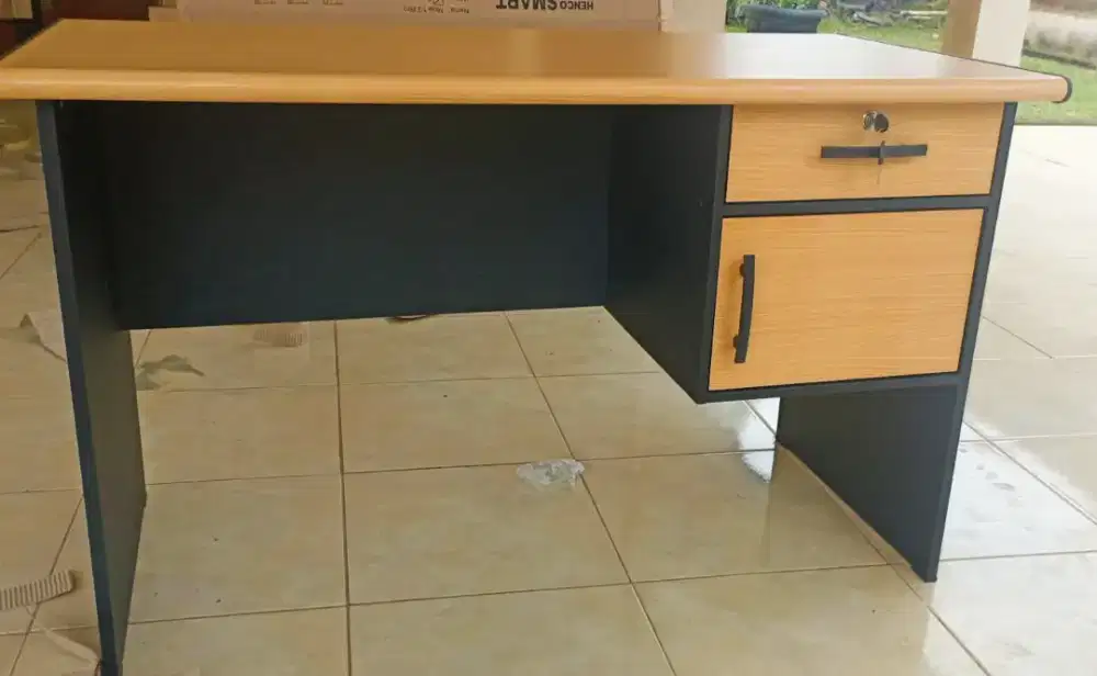 Meja Kerja, Meja Kantor, Meja Komputer Baru Free Ongkir Pasang
