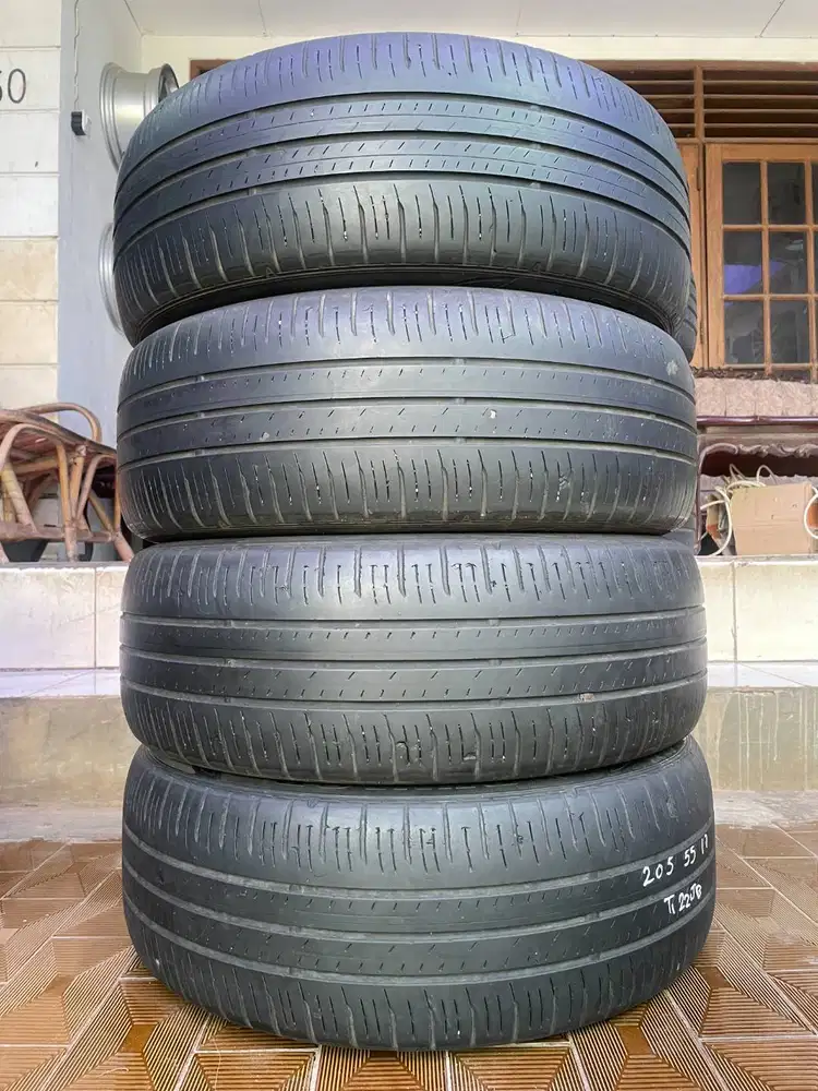 Ban Dunlop Enasave ec300 205 55 r17 4pcs