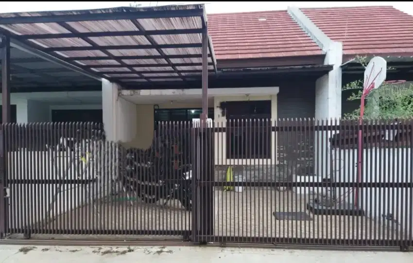 Rumah minimalis murah di komplek setra dago Antapani Bandung SHM
