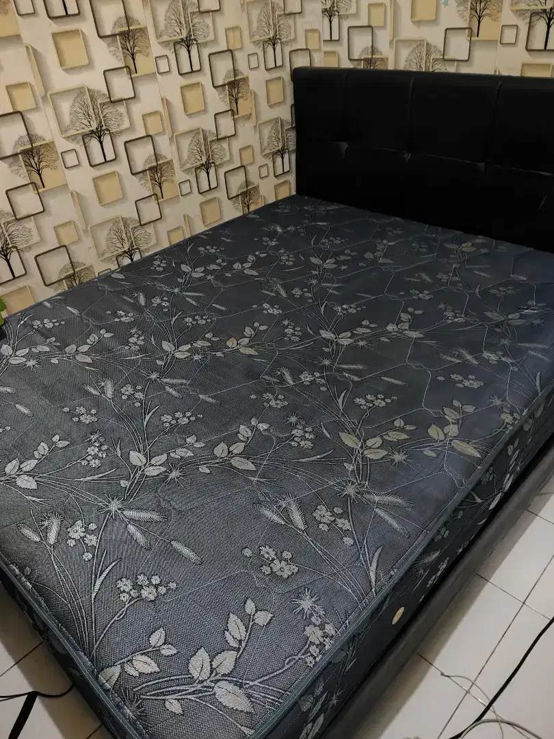 Jual Preloved Kasur Guhdo + Dipan Murah ukuran 2
