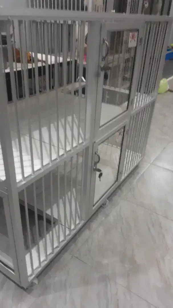 Kandang kucing 2 pintu tingkat