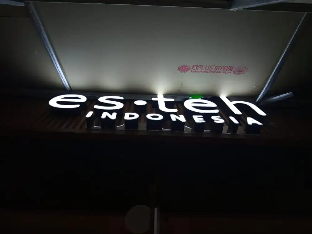 Neon box huruf acrylik led