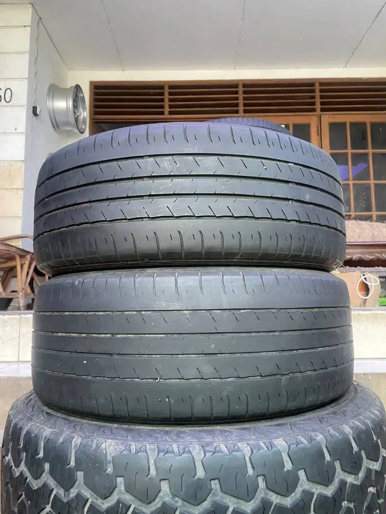 Ban Dunlop SP SPORT MAXX  215 55 r17  2psc