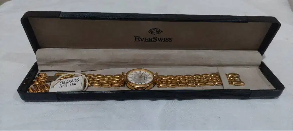 Classic Watch EVERSWISS